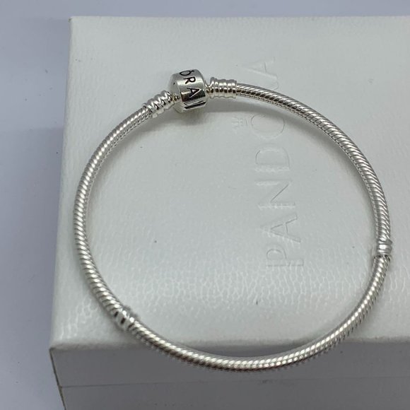Pandora Moments Snake Chain Bracelet 20cm/7.9inch - Picture 1 of 7